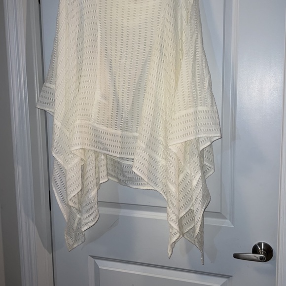 NWT Anthropologie Lilka Eyelet Cowl Neck Poncho - Picture 8 of 11